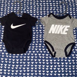 Nike, newborn, grey. black &’ white